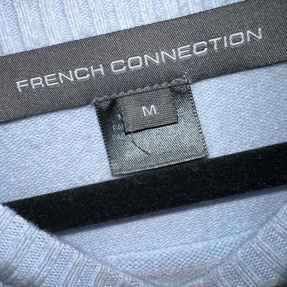 FRENCH CONNECTION | BLUE LONG SLEEVE CREW NECK SWEATER {Flawed} - Picture 9 of 10